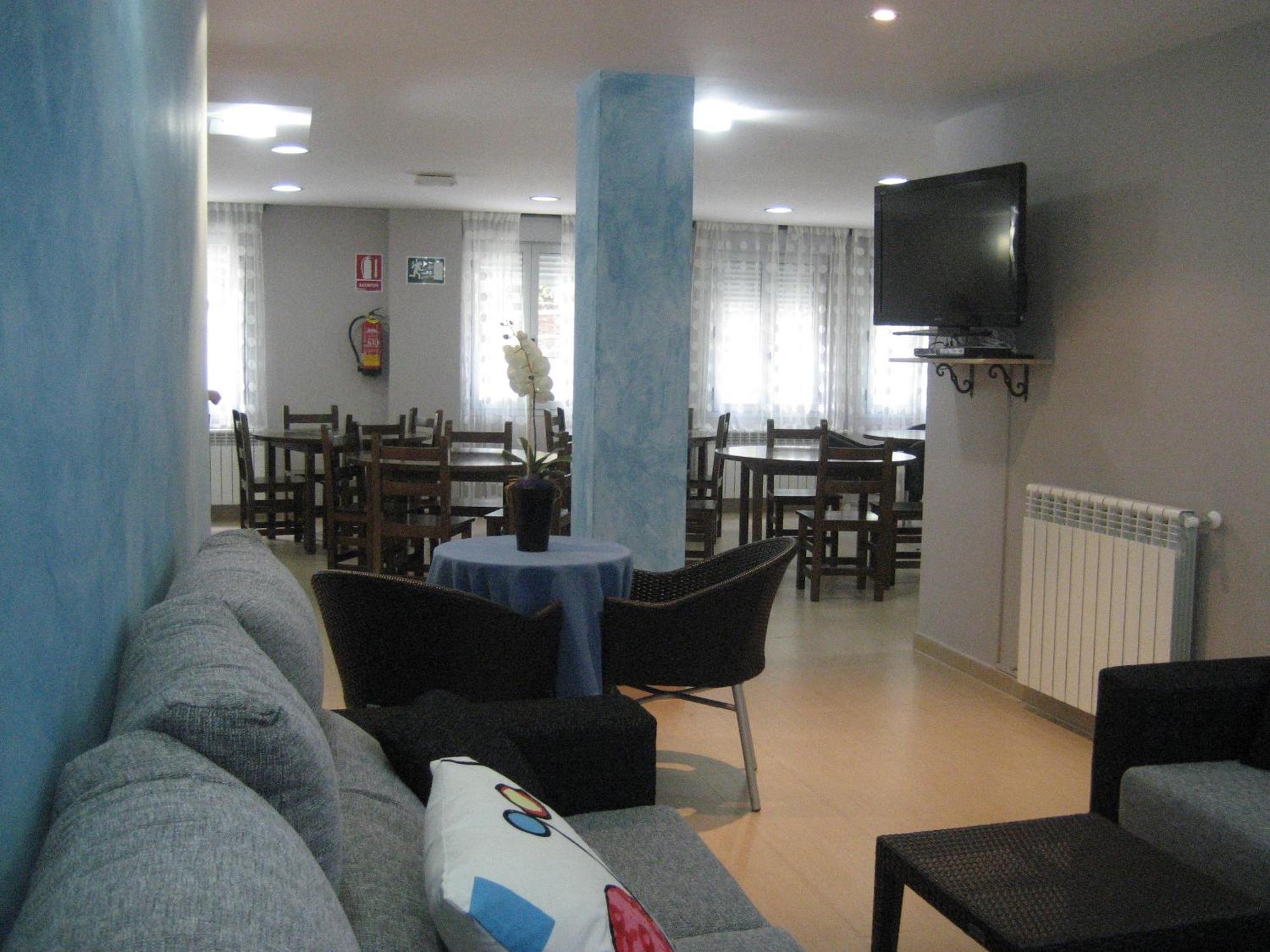 Albergue Turistico Rio Aragon 칸프랑크 외부 사진