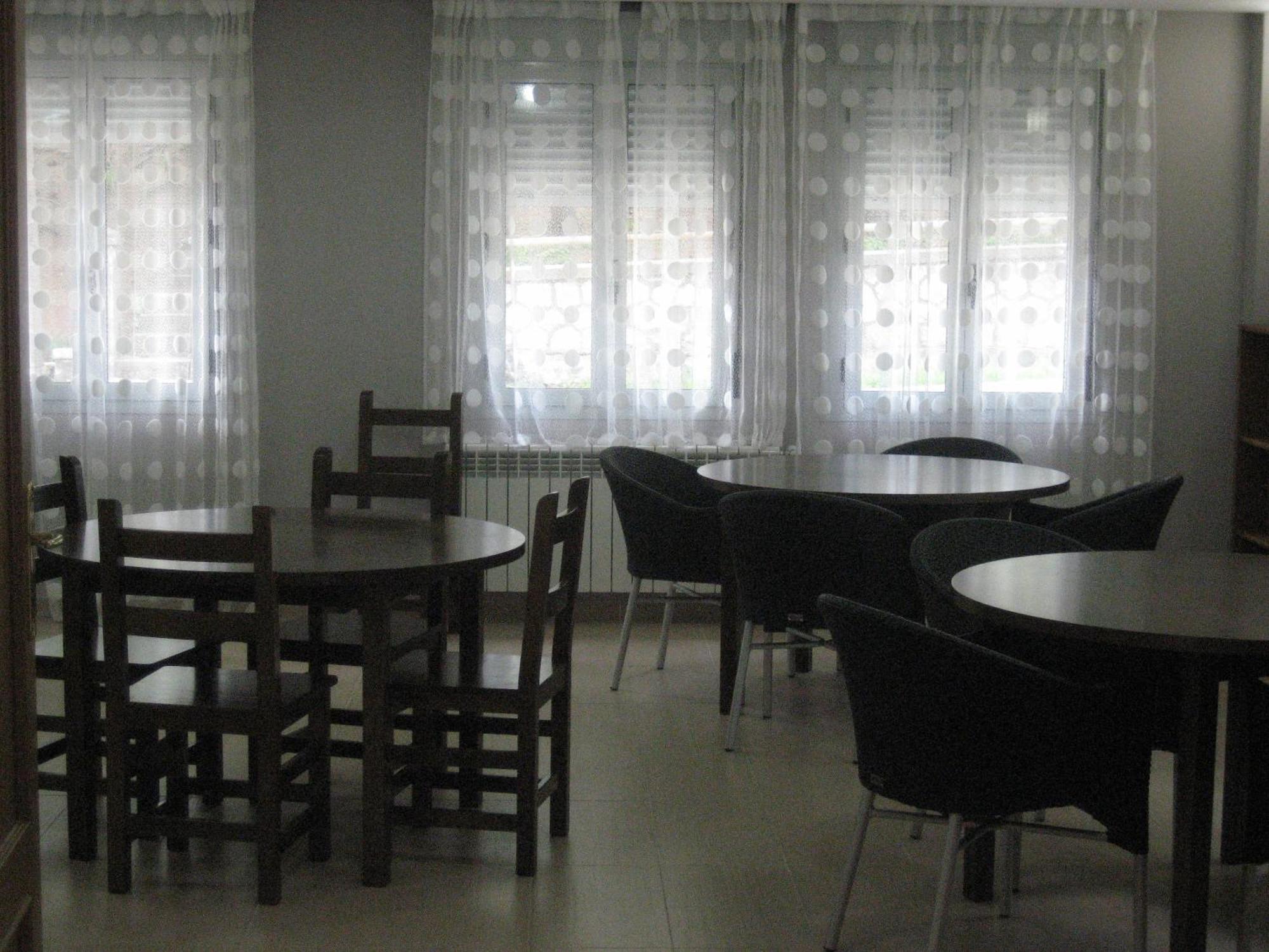 Albergue Turistico Rio Aragon 칸프랑크 외부 사진